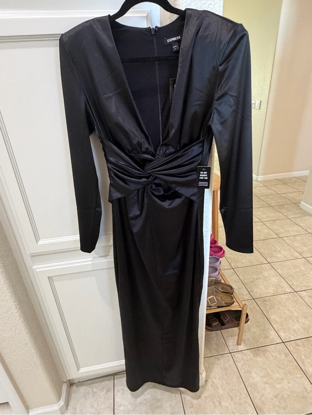 Express Black Long-Sleeve Twist-Waist Midi Dress